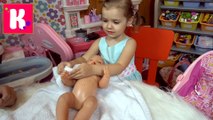 Беби Борн одежда и обувь для куклы купаем в бассейне Вместе с Мисс Катя Baby Born doll toy Clothing _ Shoes bath time