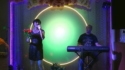 Sao Đành Xa Em _ Chi Thu _ Offline 34 - YouTube [720p]