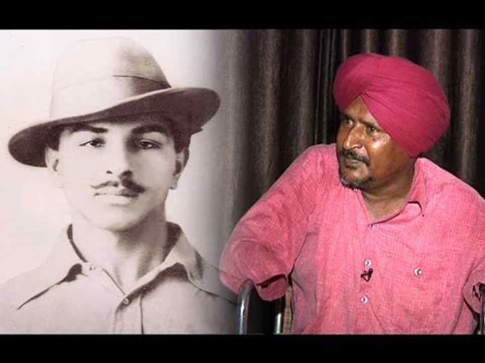 Bant Singh Jhabbar saluting Bhagat Singh