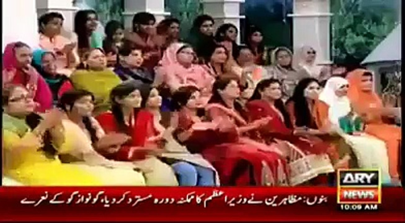Farooq Sattar Declares Imran Khan's Smile As