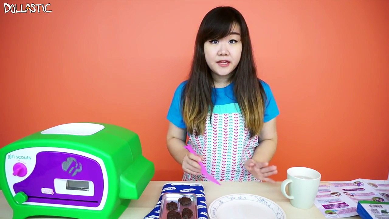 Girl Scouts Cookie Oven / Delicious Kitchen Cooking Set for Kids - Cooking Play with Lasti