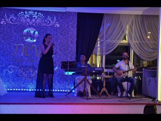 ANKARADA KADIN SOLİST - www.polimuzik.com