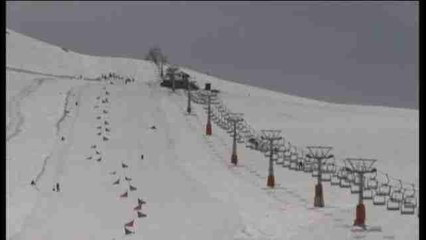 El esquí, reducto de libertad para las mujeres iraníes