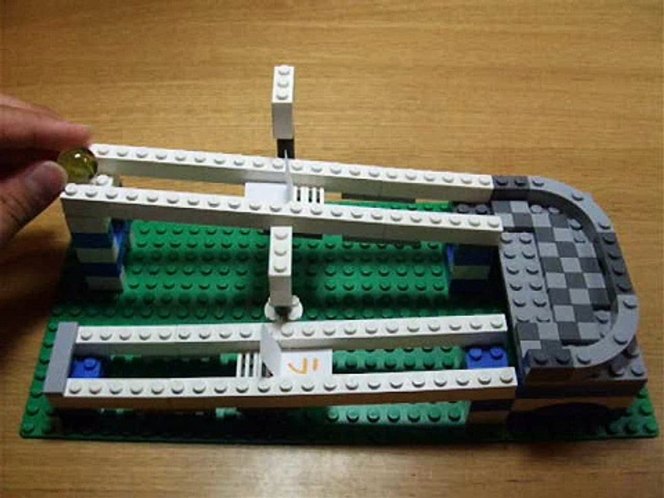 【LEGO】ピタゴラ装置　２９