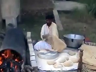 WoW ! Very Big Traditional Roti-Funny Whatsapp Video | WhatsApp Video Funny | Funny Fails | Viral Video