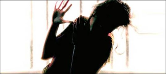 Chiniot: 13-year old girl set on fire after being gang raped
