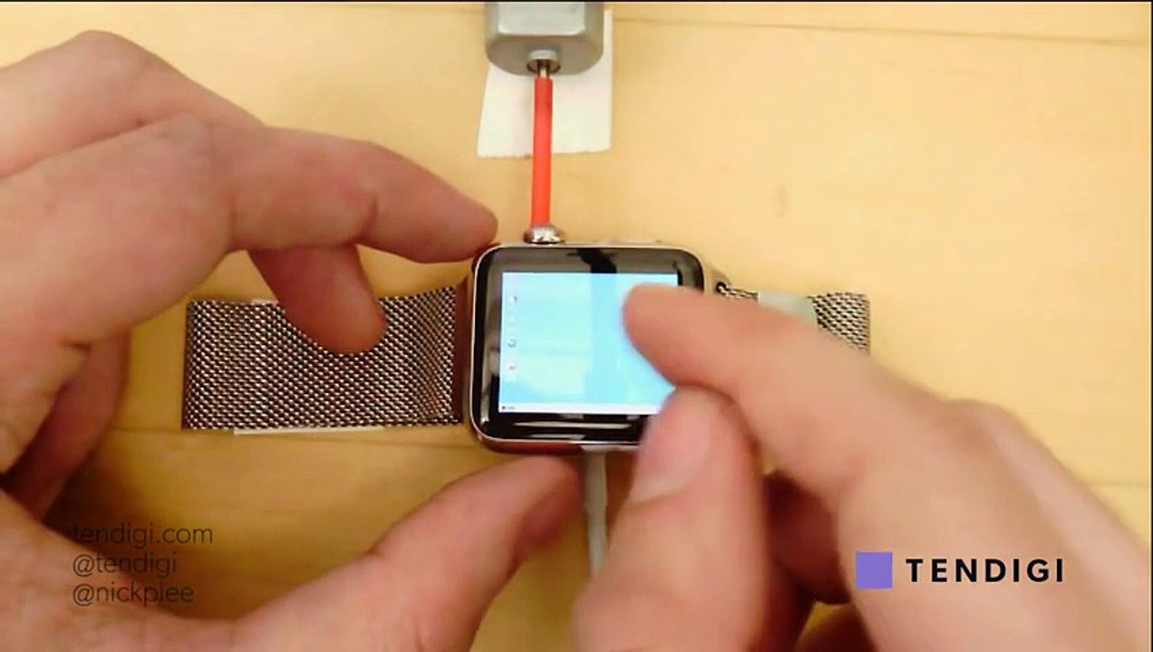 Ils ont trollé Apple en faisant tourner Windows 95 sur une Apple Watch !