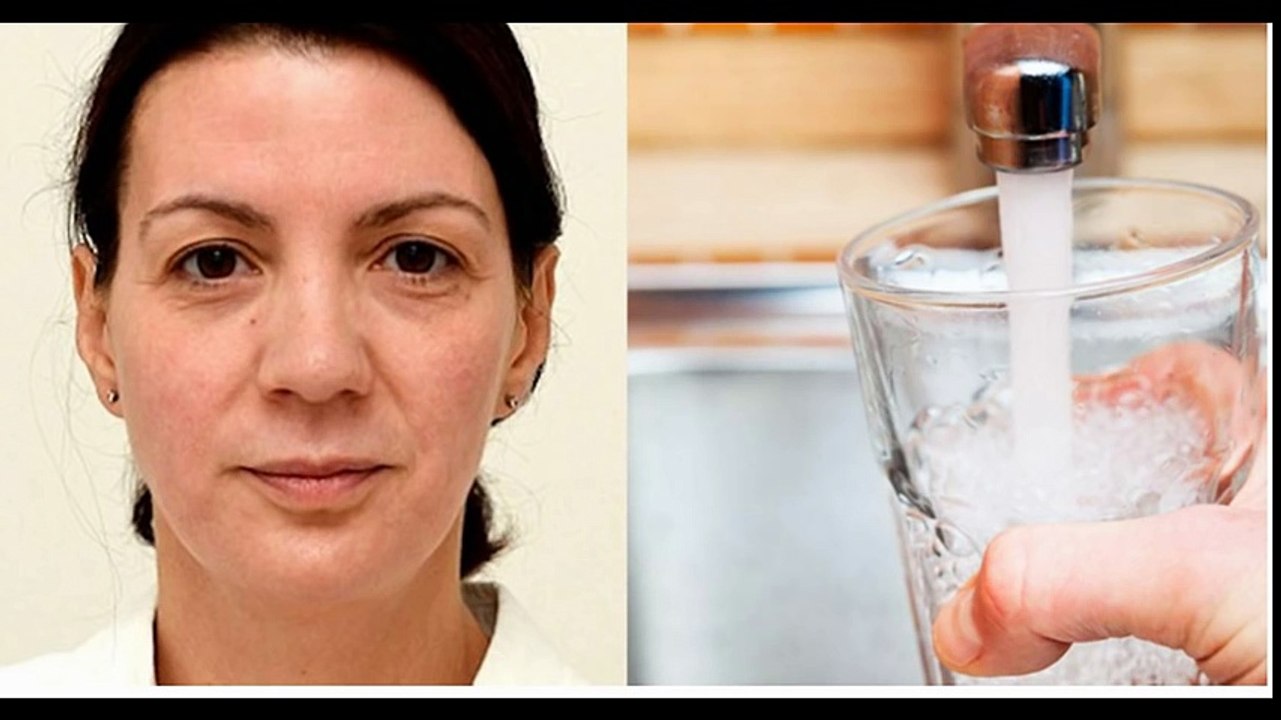 Elle boit 3 litres d'eau par jour, regardez le...