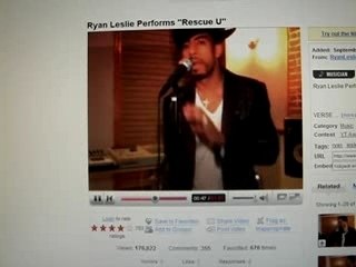 Ryan Leslie perfoms "Rescue U"  (blackkyss mix)