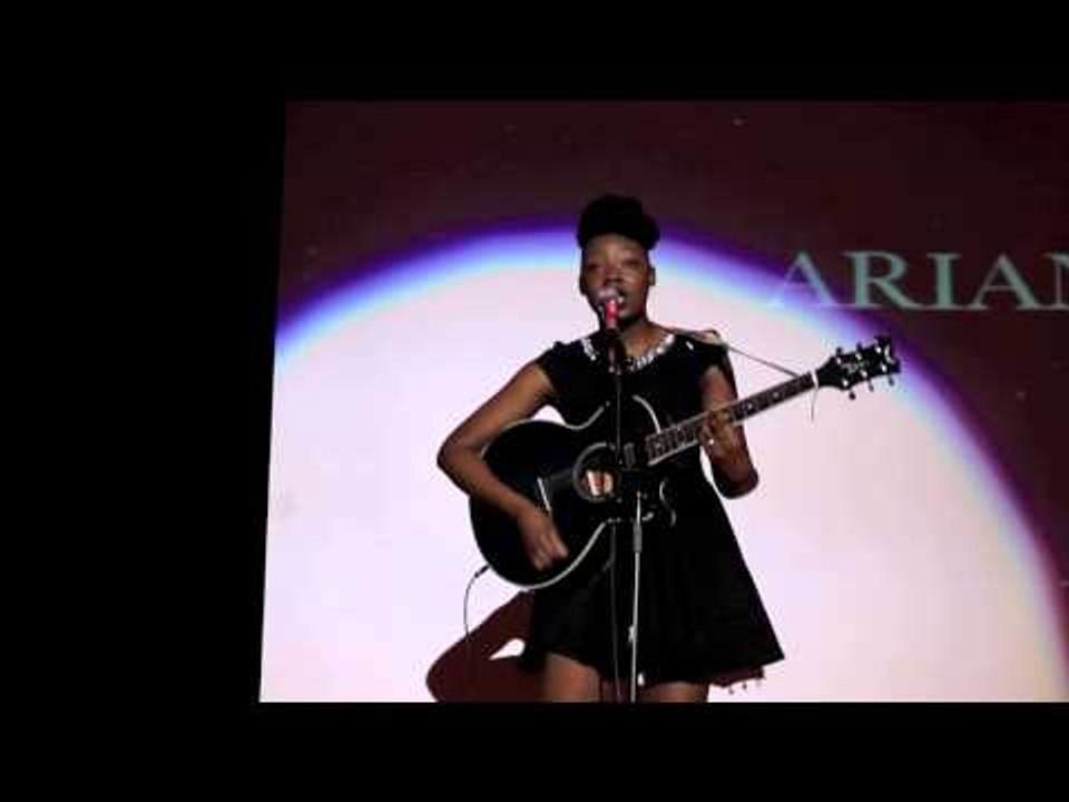 Ariana Singing "Mr. Popular"