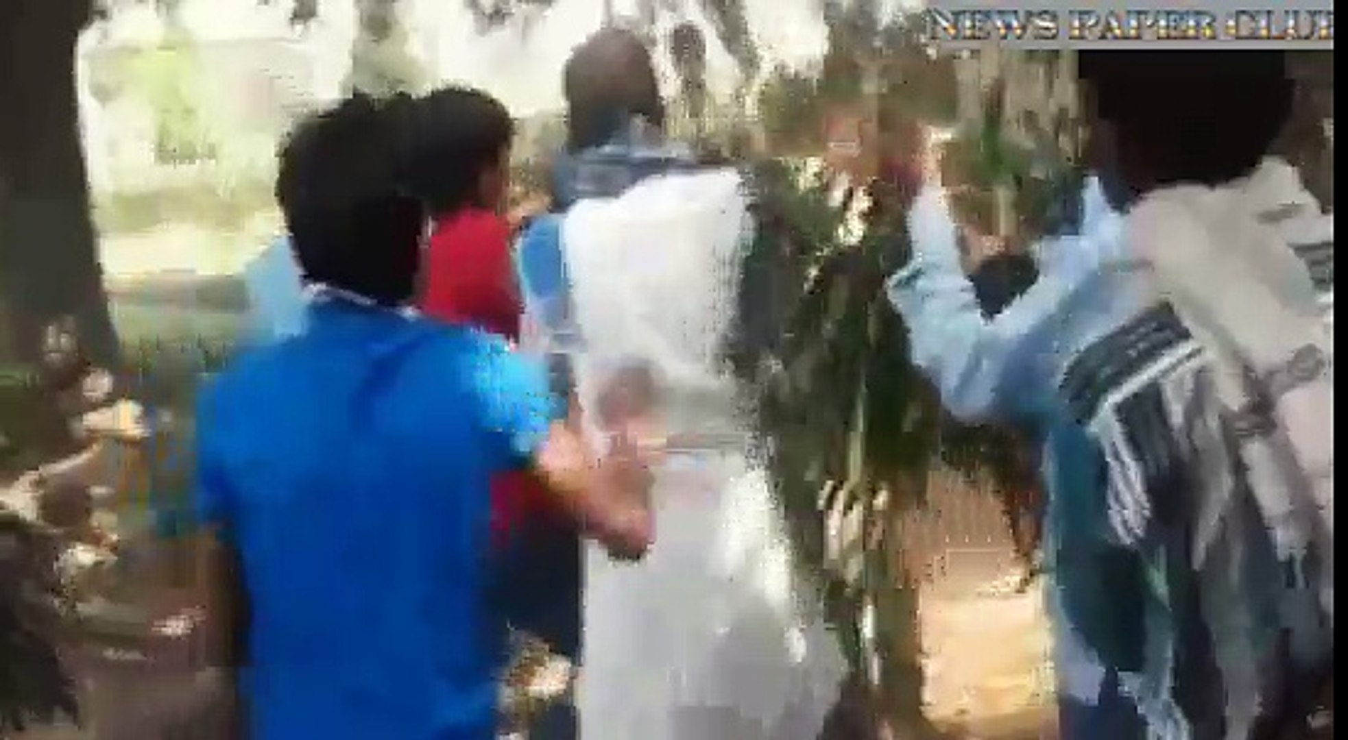 rampur news in hindi, angry mob, mob violence, lucknow news in hindi, latest crime news in hindi