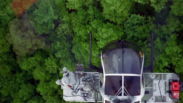 Extreme Jobs - High Voltage Power Line Inspection