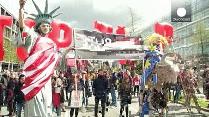 Hollande menace d'arrêter les négociations sur le TTIP