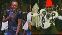 Concert Hommage à Papa WEMBA: Tshala MUANA, Bill CLINTON et Saisai danse Mutuashi à la Beyonce