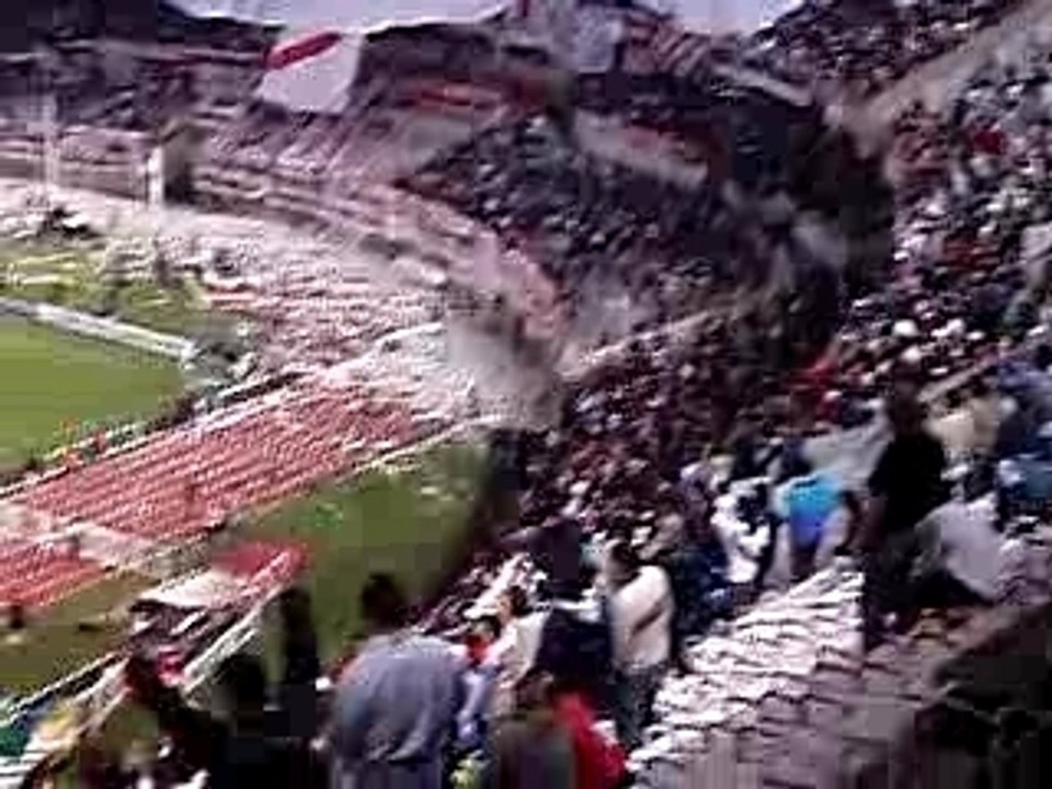 Tifo drapeau geant (river plate)