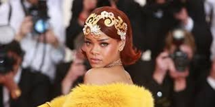 Met Gala 2016 Red Carpet All Celebrities Dressed up with Bodyguards 2016