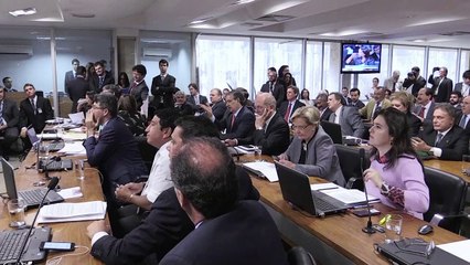 Anastasia defende continuidade do processo de impeachment