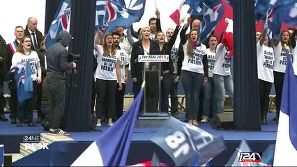 Merkel vows to fight to curb rise of France's National Front