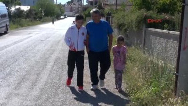 Milli Karateci Kırık Ayakla Bronz Madalyaya Uzandı