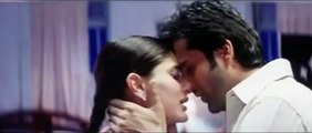kareena kapoor Hot kissing  Scenes