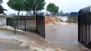 Hoerskool Monument in Krugersdorp flooded
