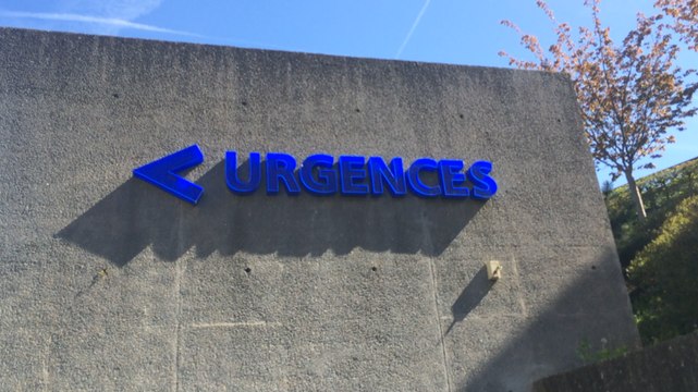 Jazz sous les pommiers. Fanfare Red Line crosser