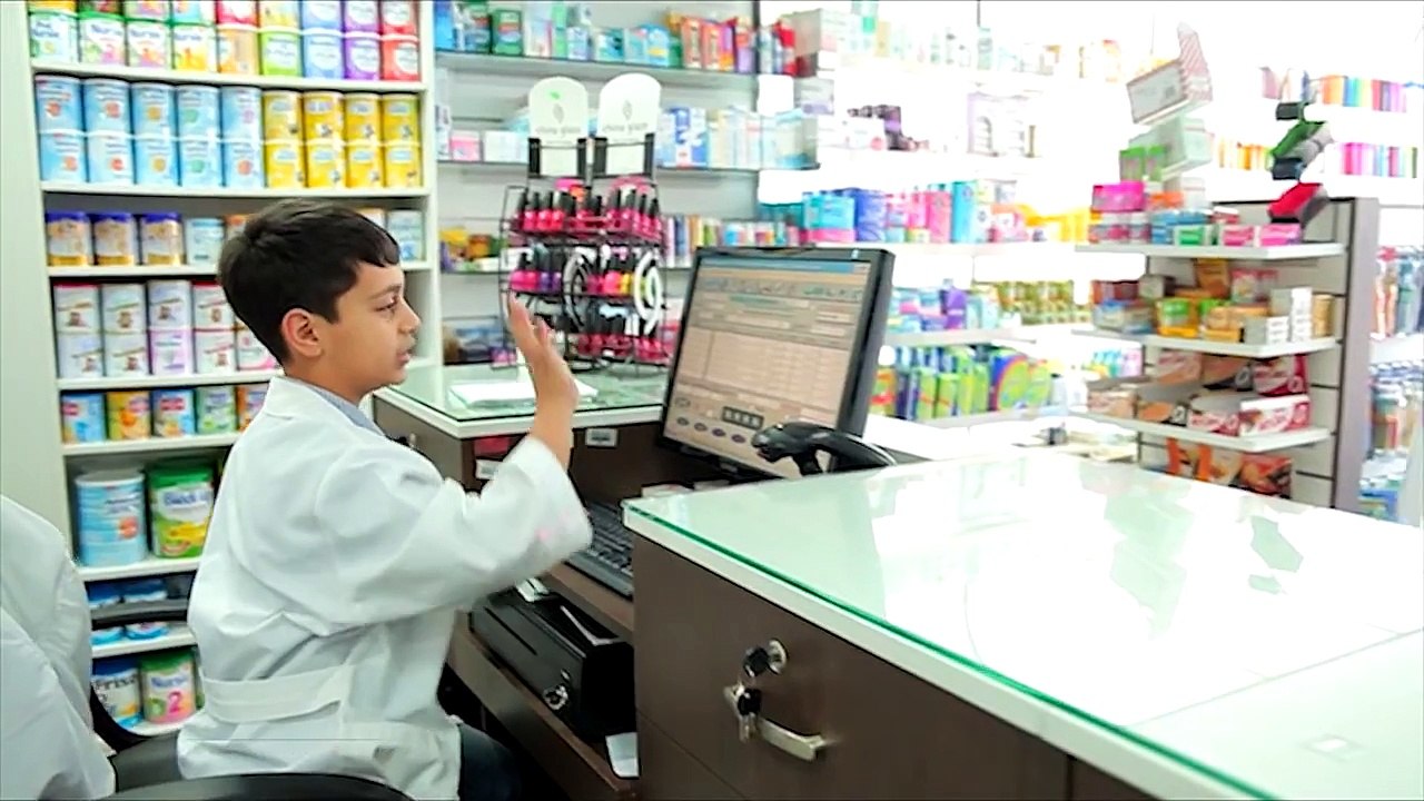 الصيدلاني بدون إيقاع - عصومي ووليد | طيور الجنة - toy