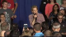Carly Fiorina falls off stage at Ted Cruz rally