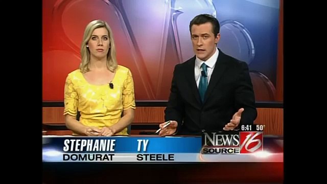 Officer Catches Boy Sleeping In Car With Pregnant Mom. What He Does Caught Me Off Guard