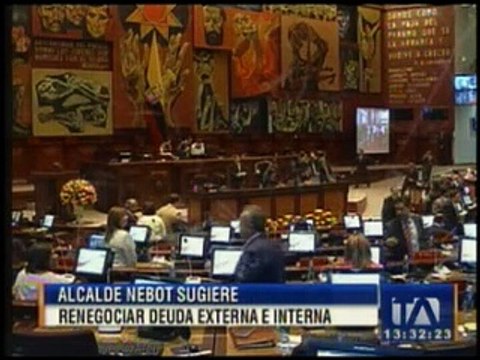 nebotPlantón de desempleados y trabajadores impagos en el centro de Quito