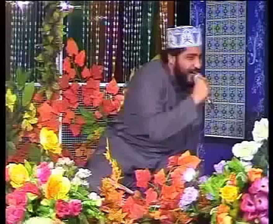 Beautifull Urdu Naat Mere Mustafa sa na koi haseen ha