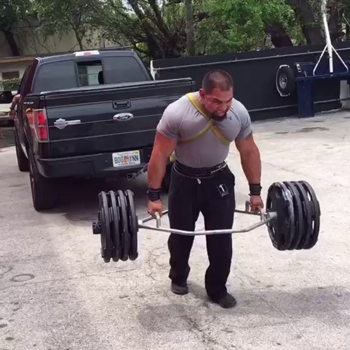 Man Pulls Truck While Lifting 415lbs