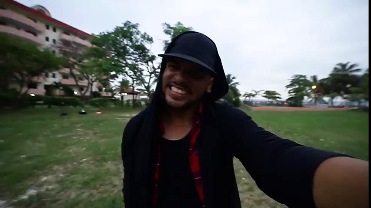 No Me Llamen Por WhatsApp - Melendez Levita Ft Black Jonas Point ( Oficial vídeo comedia )