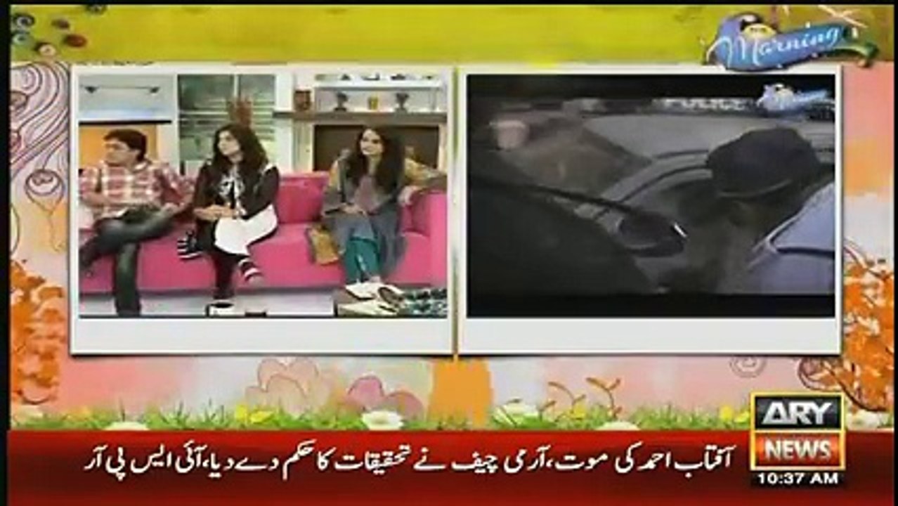 See What Happens When New Female Police Doing Checking On Karachi Roads