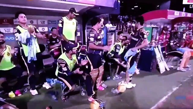 RCB vs KKR IPL 2016 - Angry Gautam Gambhir Hit Chair in the dugout