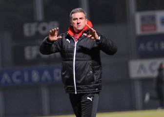 Bursaspor, Hamzaoğlu ile Devam Edecek