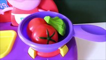 Colors names of vegetables Peppa Pig kitchen velcro cutting vegetables learn English