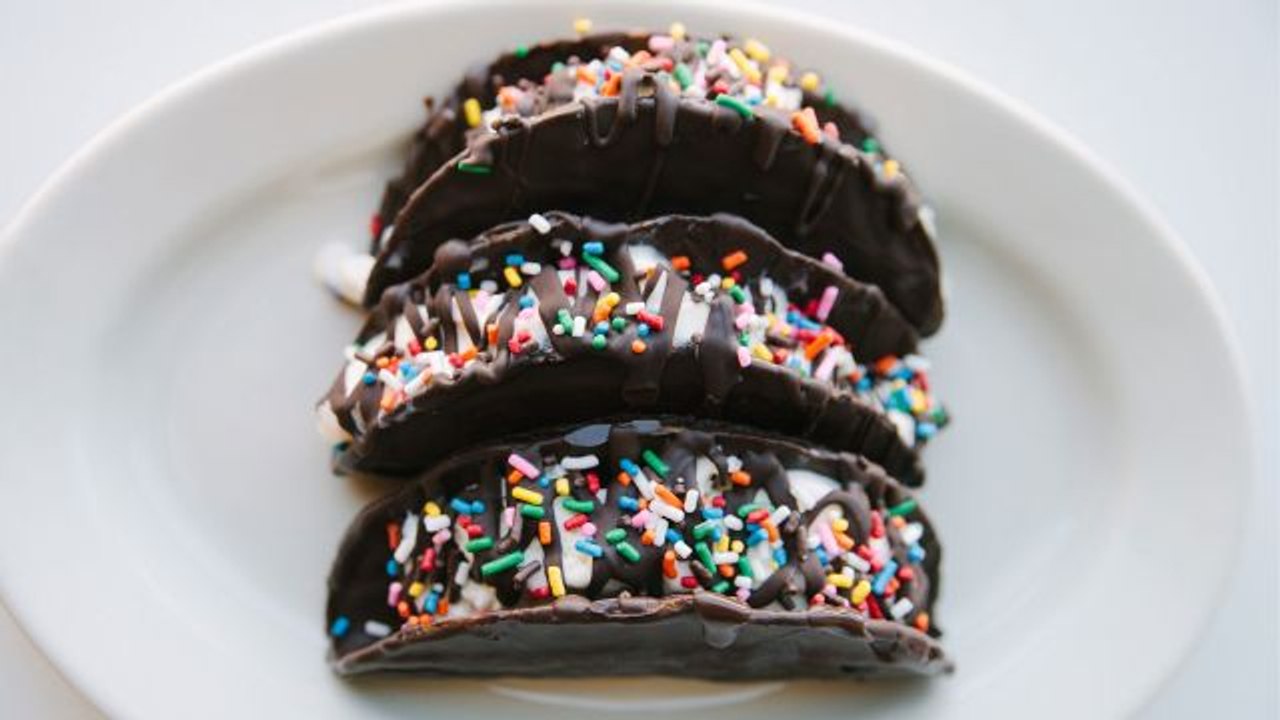 How to Make Ice Cream Tacos