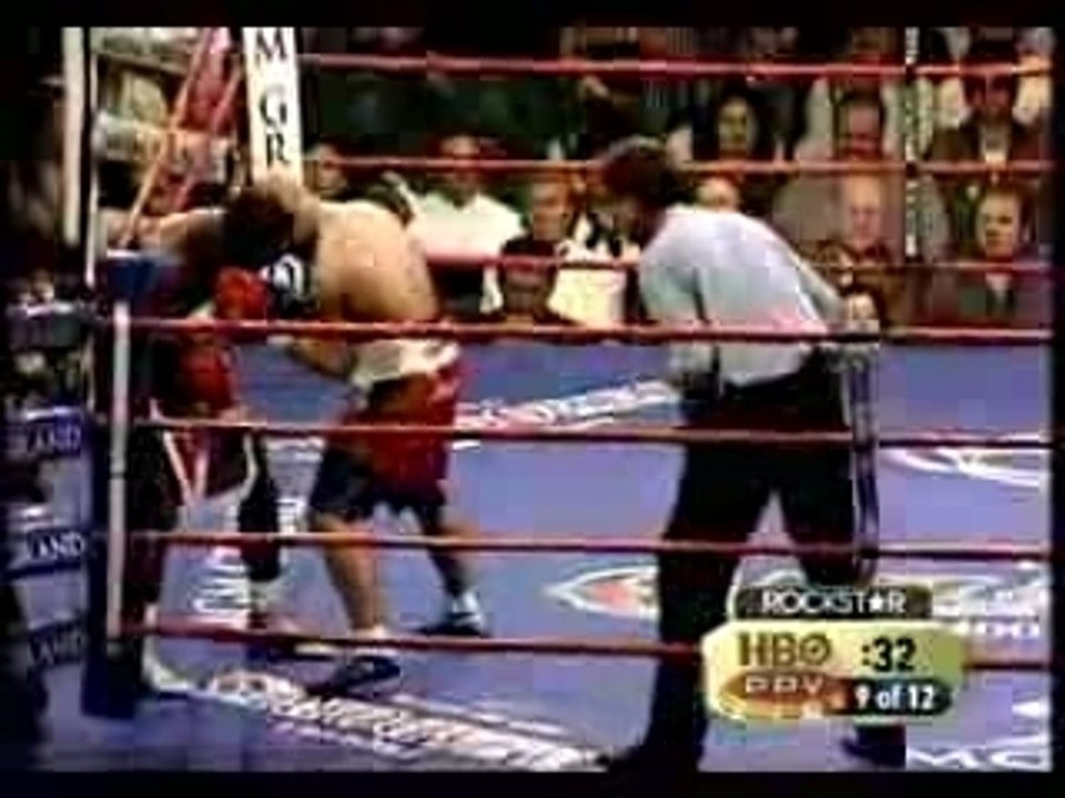 Joan "The little Tyson" Guzman Highlight