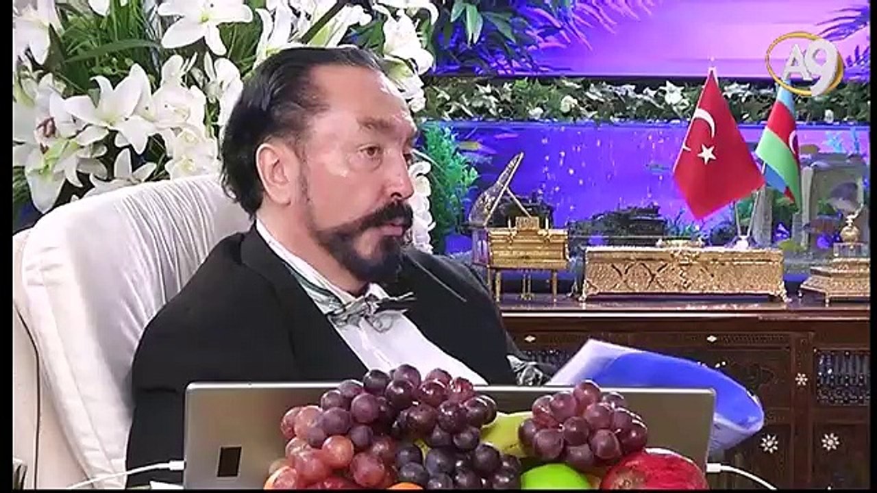 Mevlana Mesnevi için Allah tarafından indirilmiştir demektedir