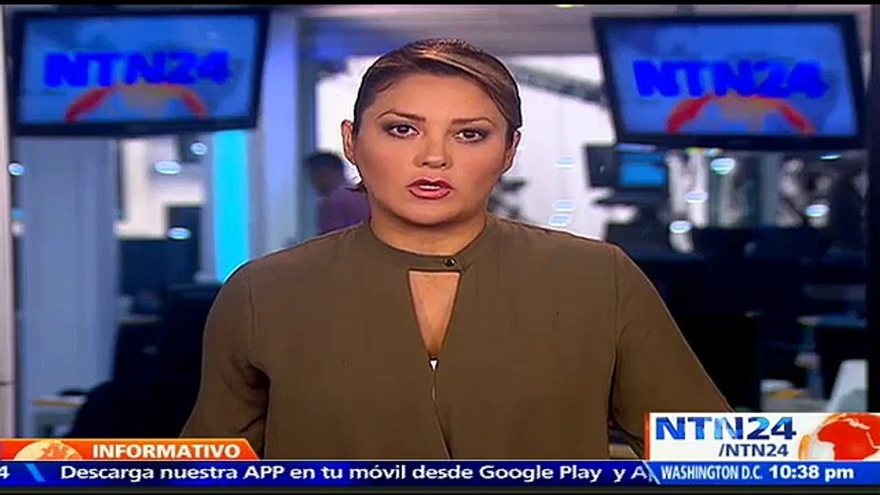 Juez ordena interrogar a ayudantes de Hillary Clinton por sus correos
