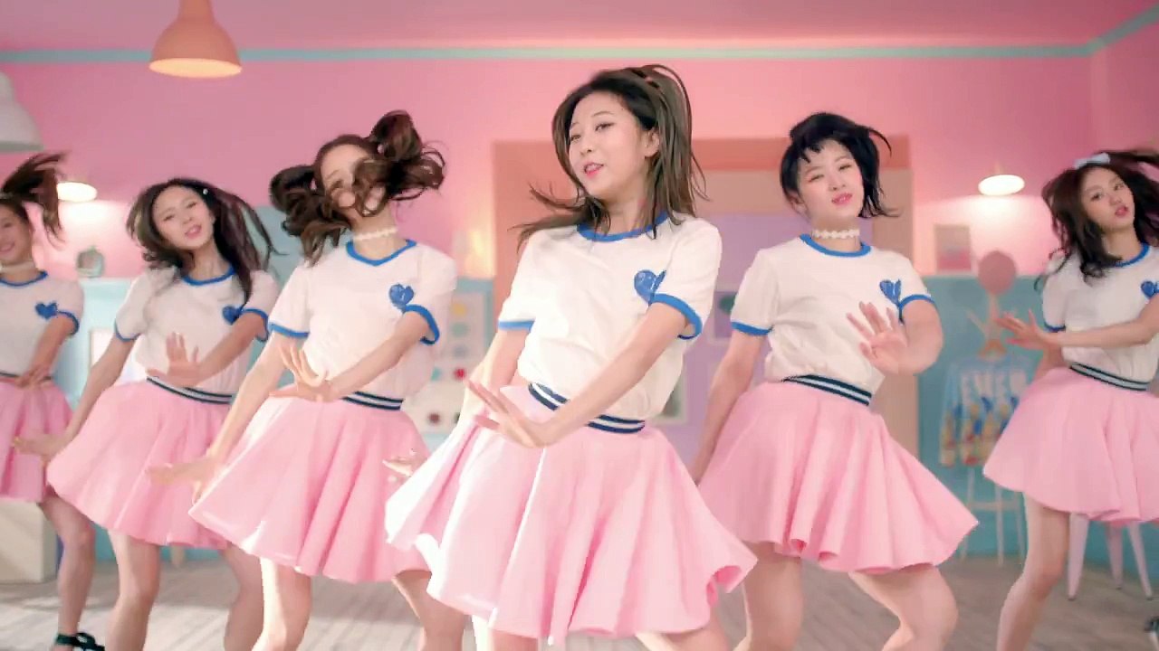 CLC(씨엘씨) - '예뻐지게(High Heels)'