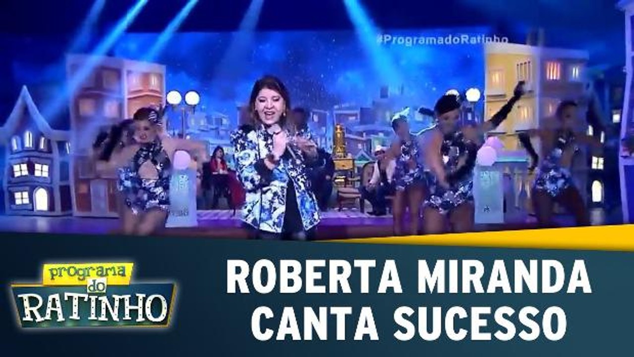 Roberta Miranda canta no programa