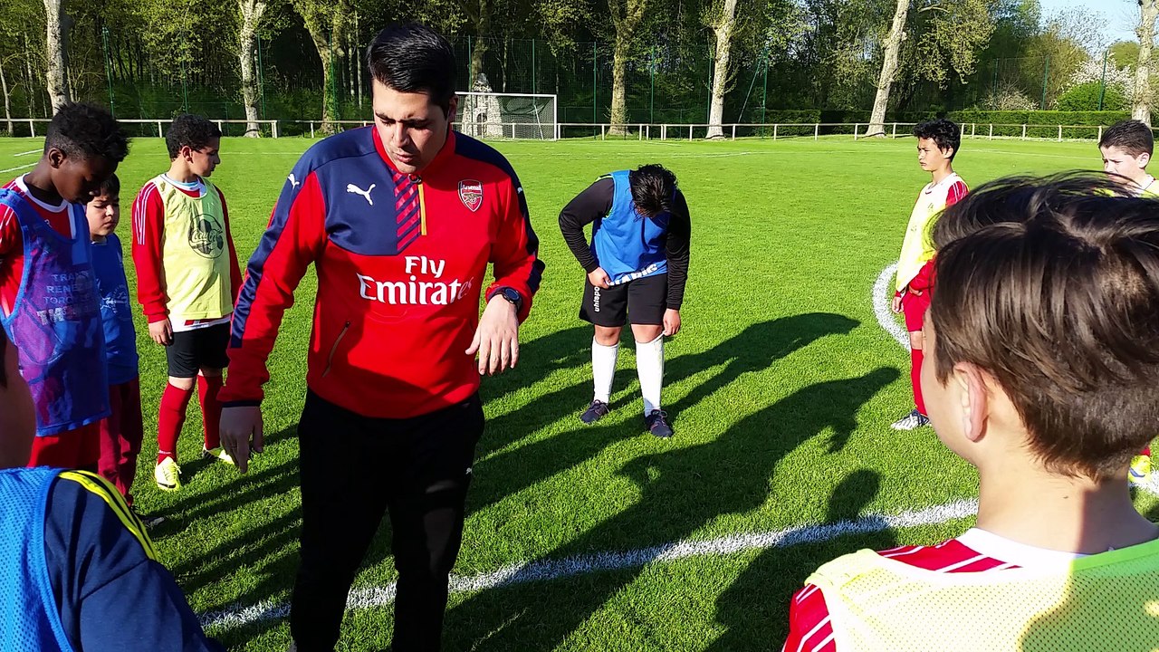 Entraînement u13 portugais de romilly sur seine  au stade bardin gousserey