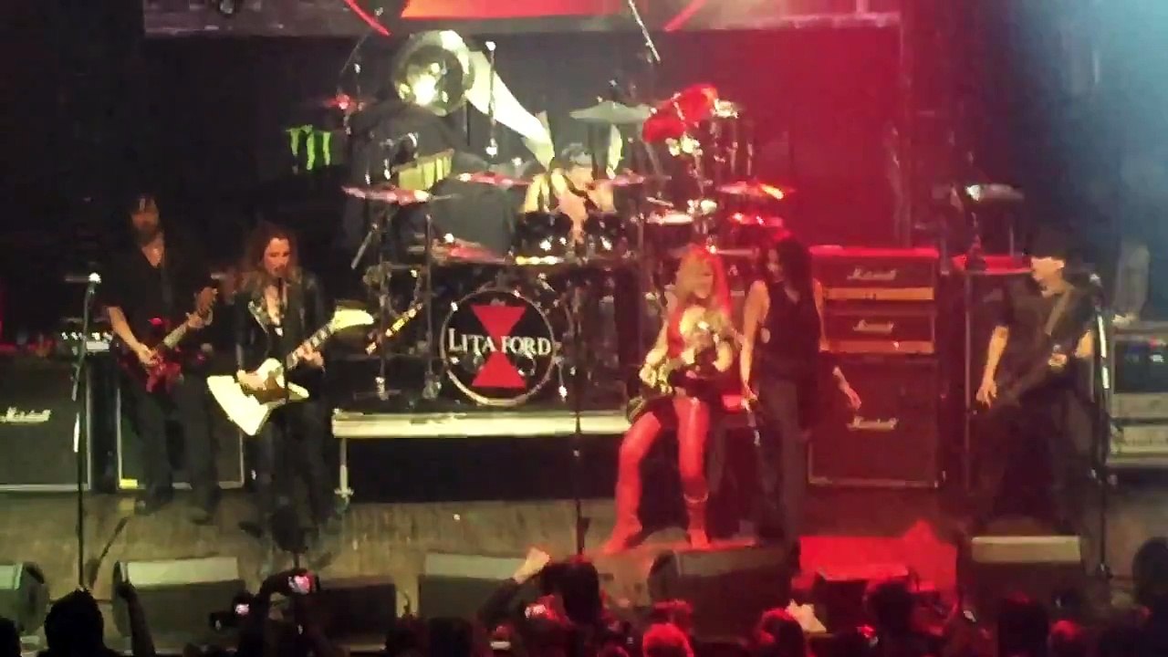 Lita Ford featuring Lzzy Hale and Dorothy 4-27-16 at Webster hall