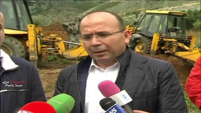 Sezoni turistik, kreu i OSHEE inspekton investimet në jug - Top Channel Albania - News - Lajme