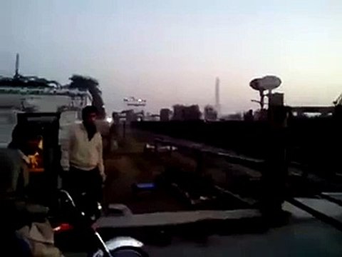 pakistan railways 5Up Green Line Express Train Crossing Jhelum