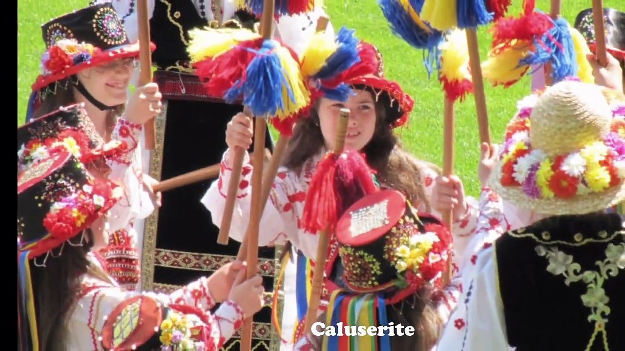 COSTUME POPULARE ROMANESTI