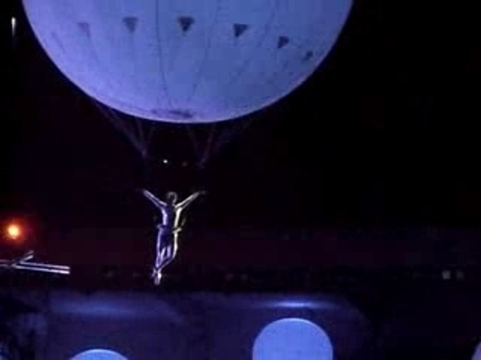 Muse BLACKOUT (ballons) au parc des princes