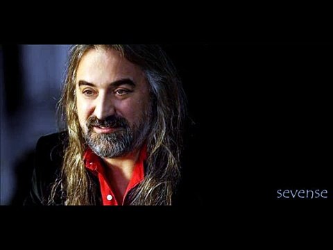 Volkan Konak Hastane Önünde İncir Agacı